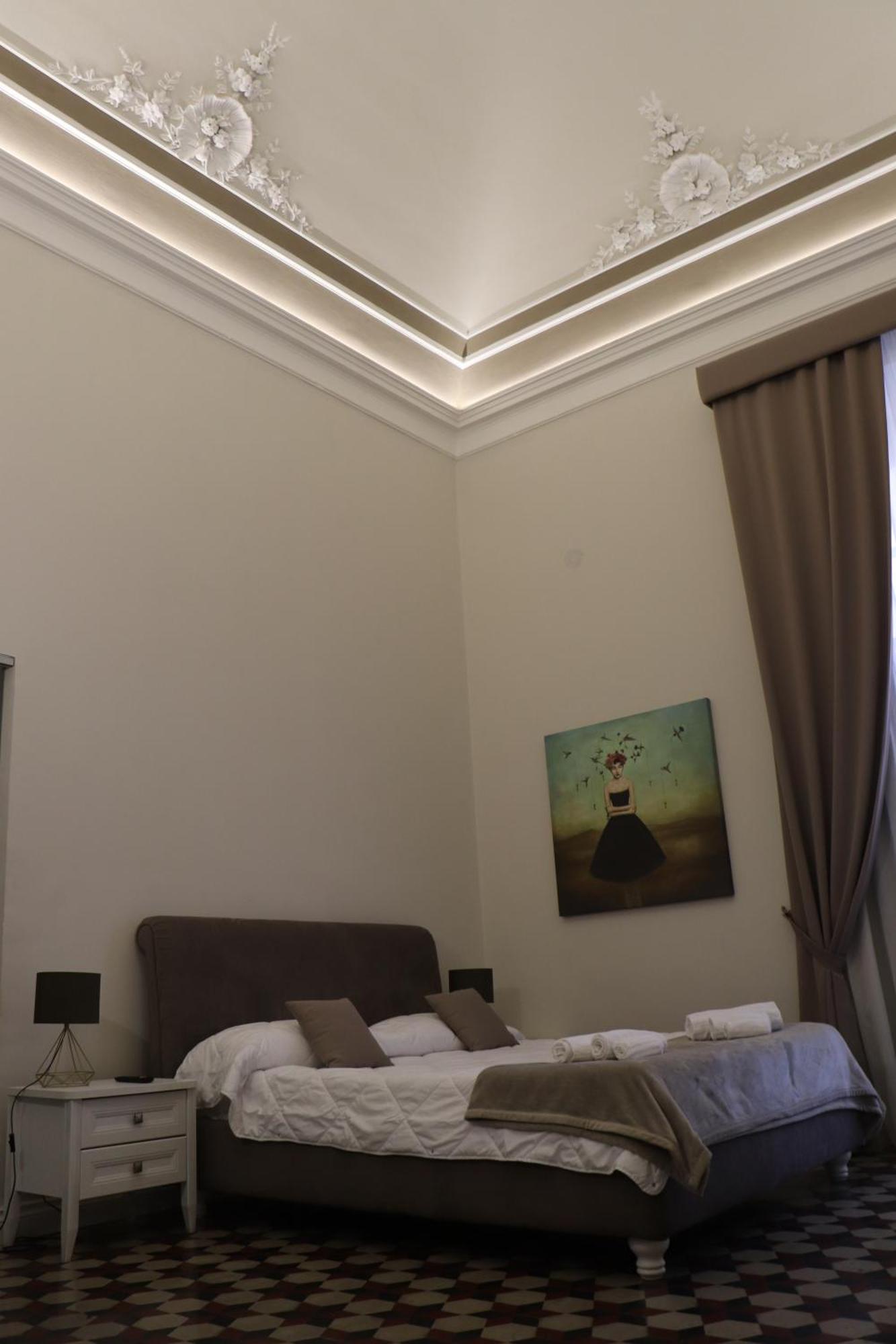 Domus Iole Appartamento Nel Centro Storico Катанія Екстер'єр фото